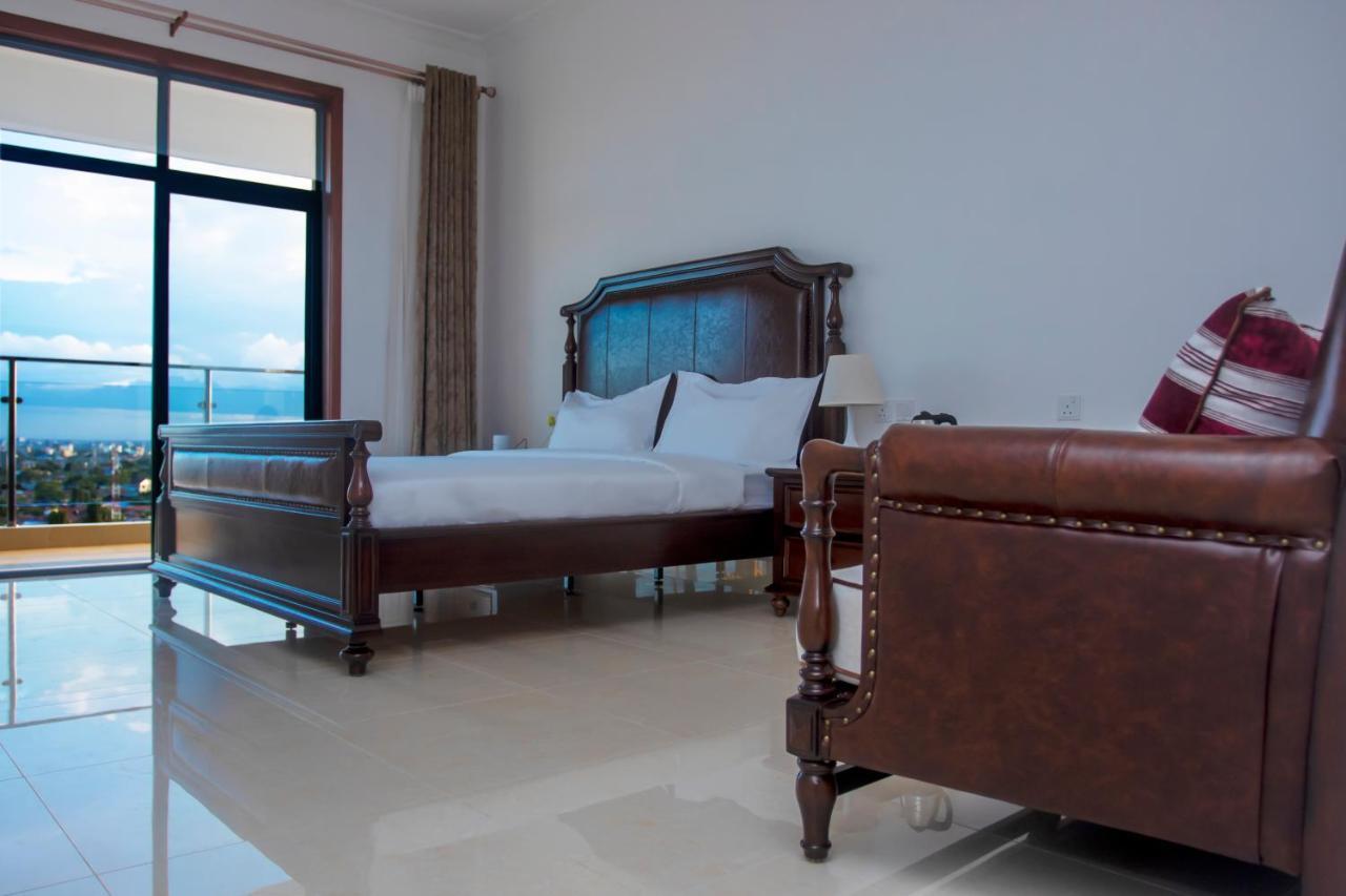 דאר א-סאלאם Lark Hotel מראה חיצוני תמונה