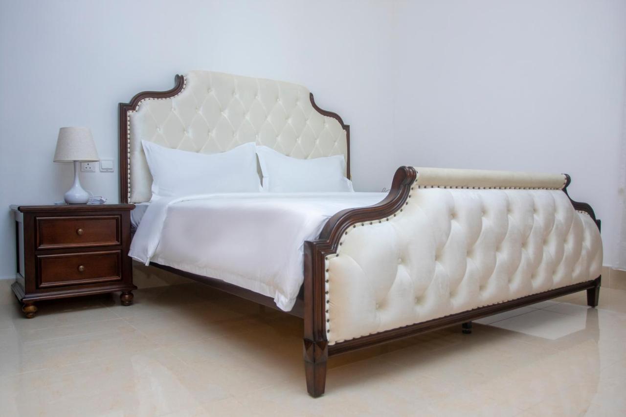 דאר א-סאלאם Lark Hotel מראה חיצוני תמונה
